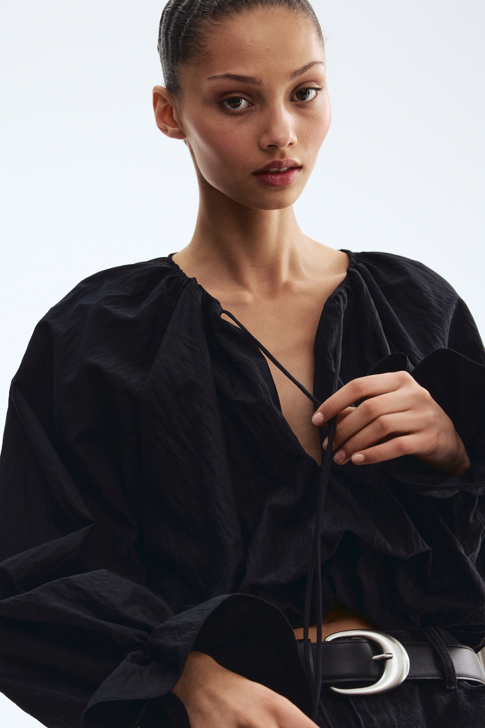 Блузка из жатой ткани с низом с эффектом баллона - H&M