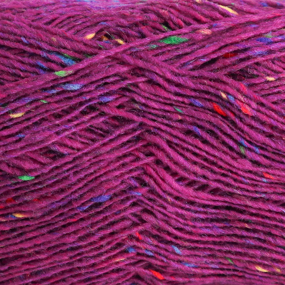 Soft Donegal Tweed 1/3.8 Nm - 5566 Fuschia