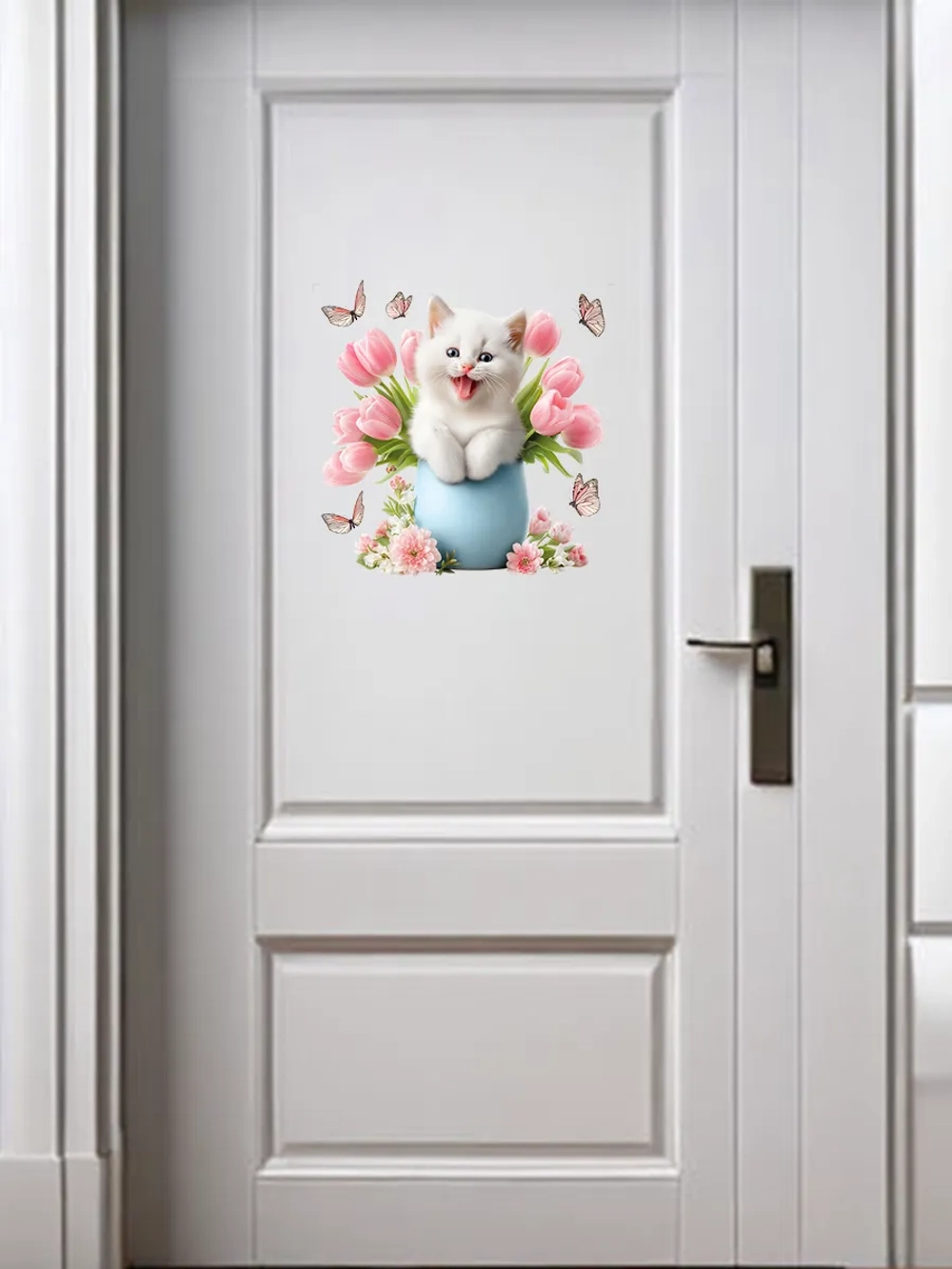 Наклейка с котенком