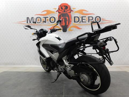 Honda VFR800X , 2011