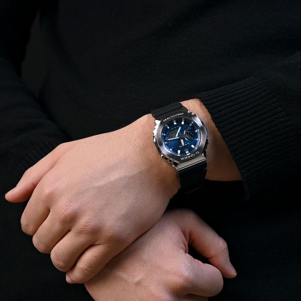 Мужские наручные часы Casio G-Shock GBM-2100A-2B