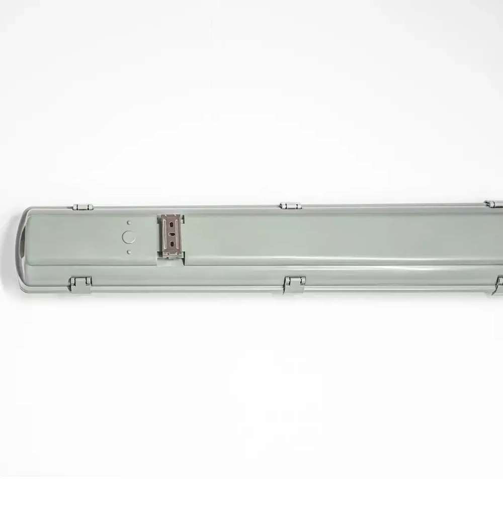 Светильник LED ДСП Айсберг 58W-7250Лм IP65 4000К прозрачн. с БАП 3ч 1262x124x85мм vs102-58-tr-4k-li3h