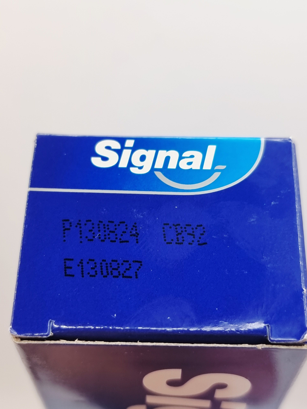 Зубная паста Signal White System Сильная белизна Крепкая зубная эмаль 75 мл (Египет)