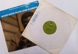 Miles Davis Miles Plays Jazz Classics USA