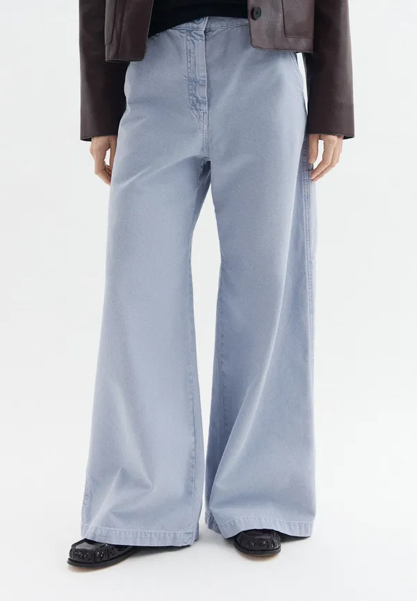 Джинсы женские WEEKEND MAX MARA WKDSKIPPER