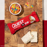 Quest Nutrition, протеиновый батончик, хрустящие фруктовые хлопья, 12 батончиков по 54 г (1,9 унции)