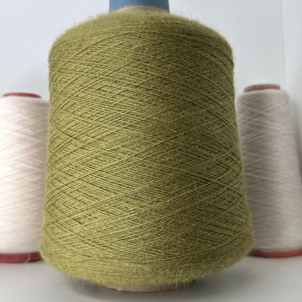 PAMPAS - MF Sesia; 50% baby альпака, 50% меринос; 700м/100гр; col.0187, цвет: зеленый травяной; Есть бобинки: 35, 193 гр. MP