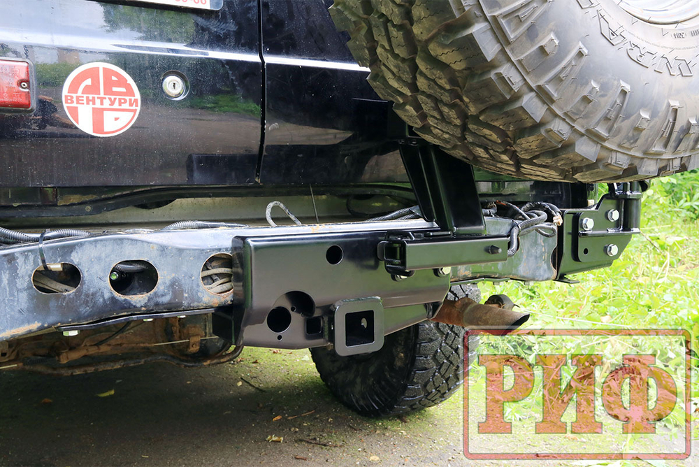 Калитка с фаркопом в штатный задний бампер Toyota Land Cruiser 105 РИФ