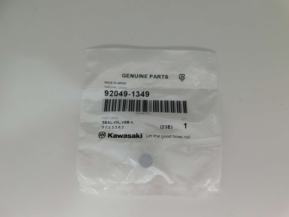 Колпачок маслосъёмный Kawasaki KLX250 KX250 KLE250 300 650 ER4 92049-1349