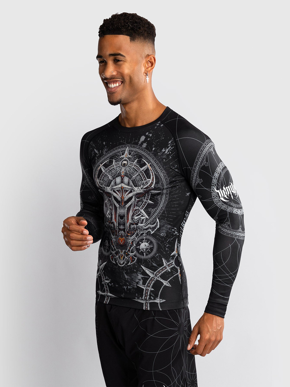 Рашгард Venum Gladiator 5.0 Black/Silver L/S