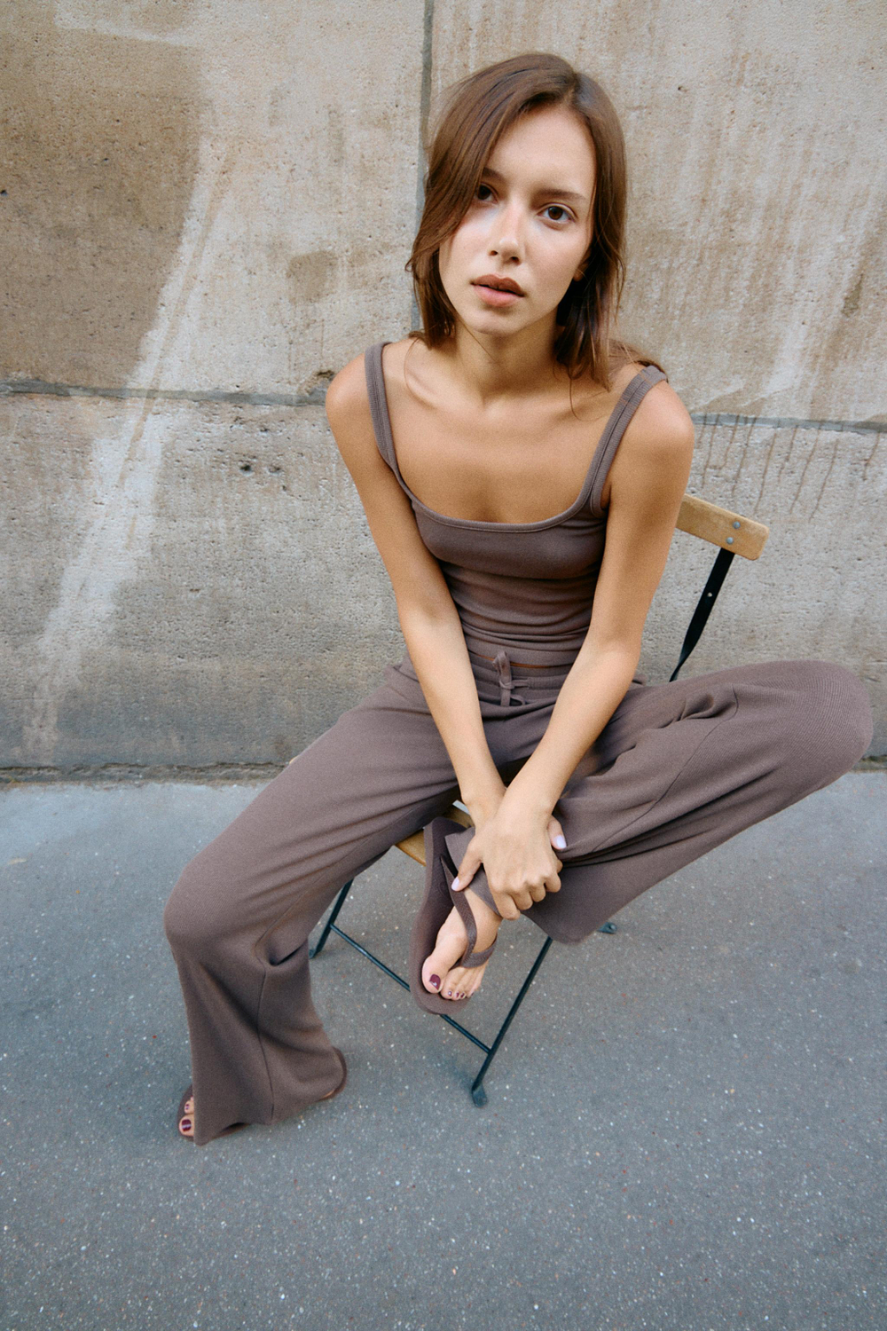 ТОП НА БРЕТЕЛЯХ ИЗ ХЛОПКА И МОДАЛА — ZARA