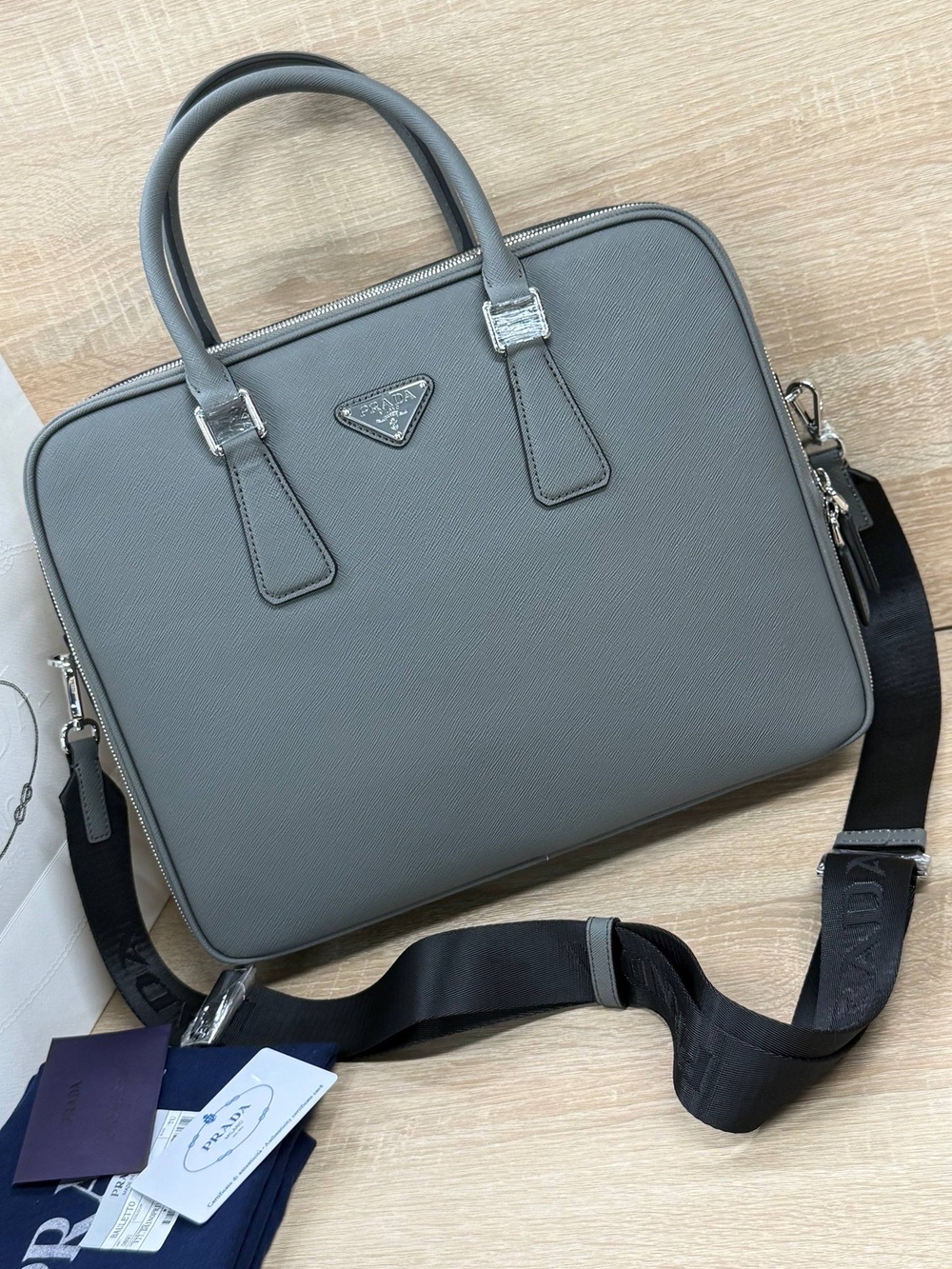 Портфель Prada