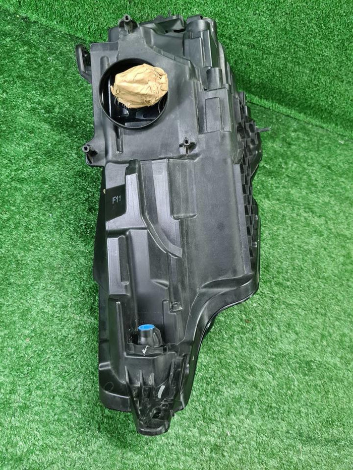 Фара правая Volvo S60 3 (2018-н.в.) LED