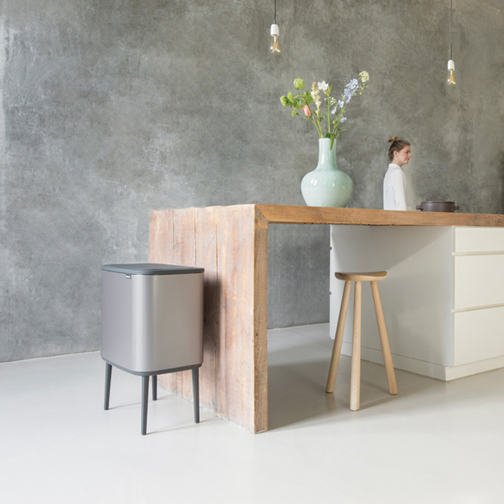 Мусорный бак Bo Touch Bin 36л Brabantia Платиновый