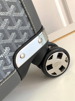 Чемодан Goyard