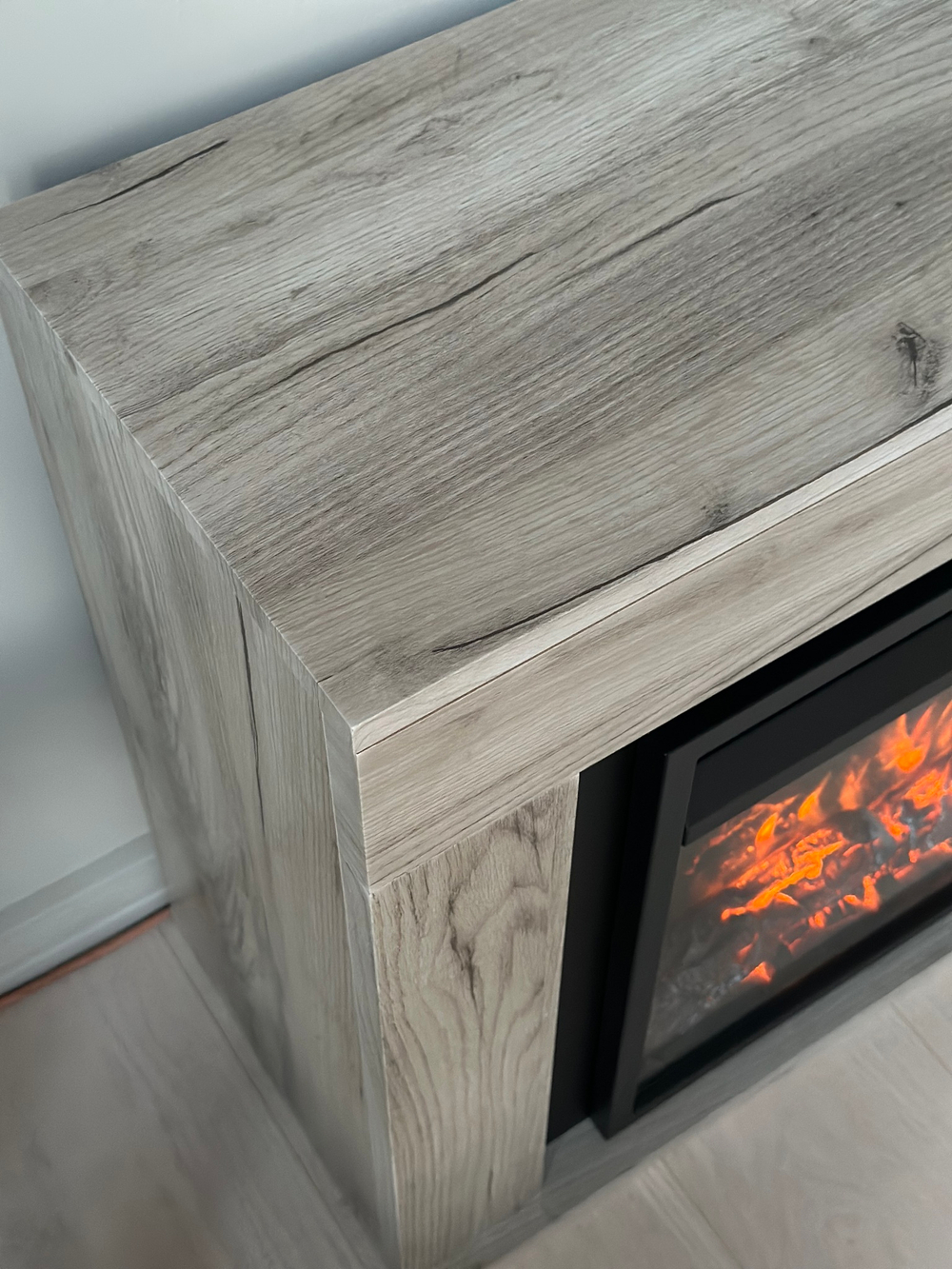 Каминокомплект Real Flame Orion 36 LO с очагом Flash 36