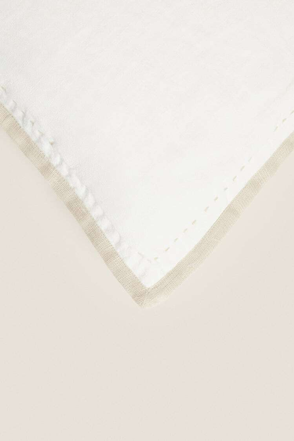 ZARA HOME ЧЕХОЛ ДЛЯ ДЕКОРАТИВНОЙ ПОДУШКИ КОНТРАСТНОЙ КАЙМОЙ, КРЕМОВЫЙ