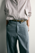 БРЮКИ RELAXED FIT С ЭФФЕКТОМ ПОТЕРТОСТИ И ХЛЯСТИКАМИ — ZARA