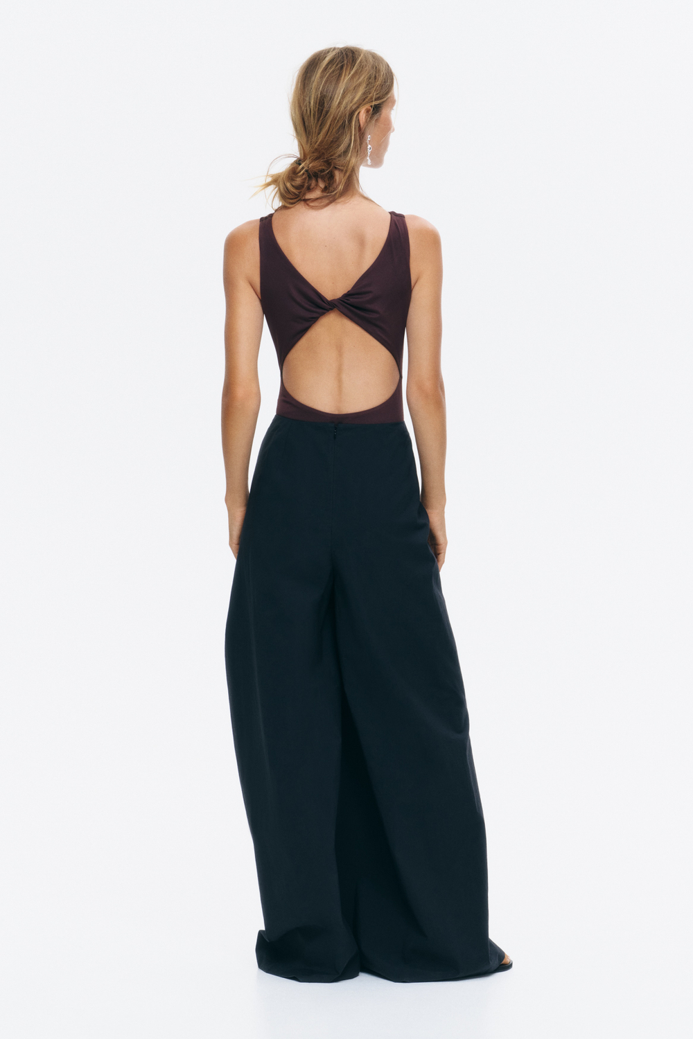 Боди-стринги с перекрутом - H&M