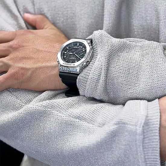 Наручные часы Casio GM-2100GC-1A