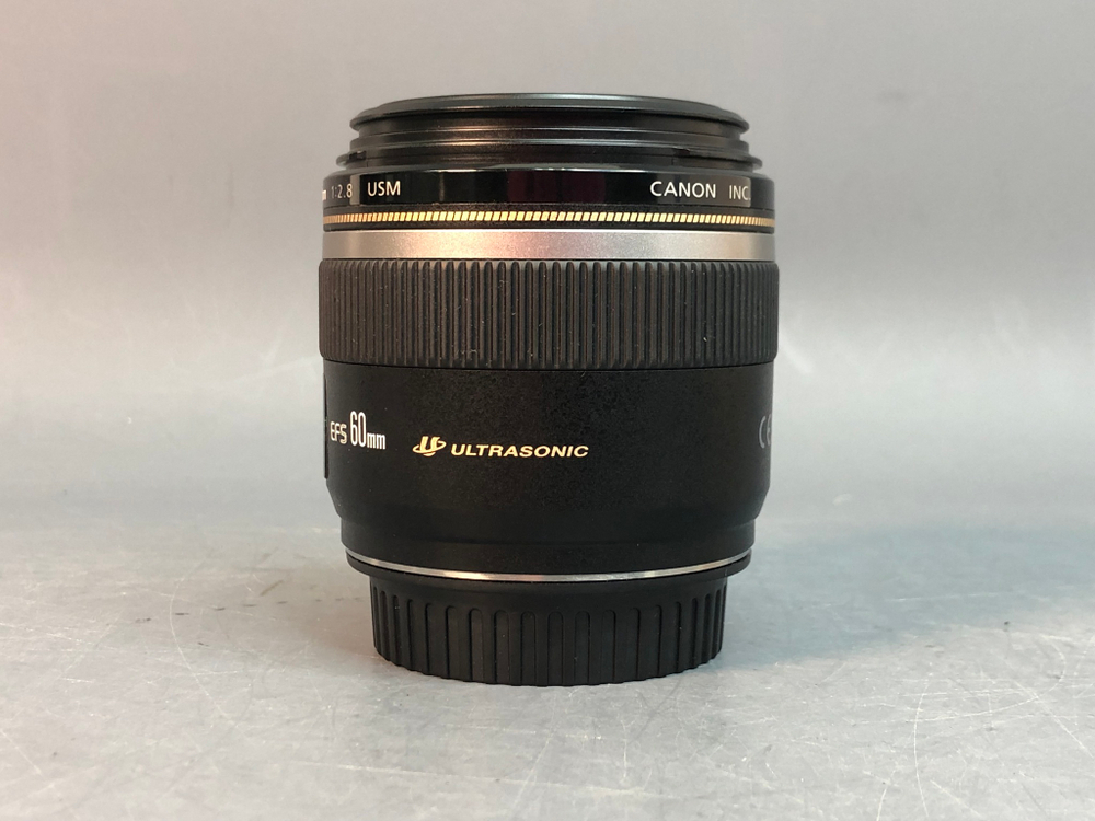Canon EF-S 60mm 2.8 Macro USM