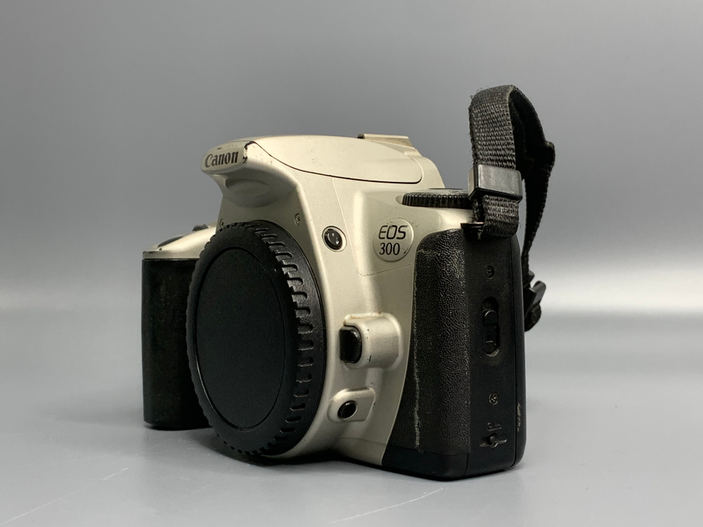 Canon EOS 300