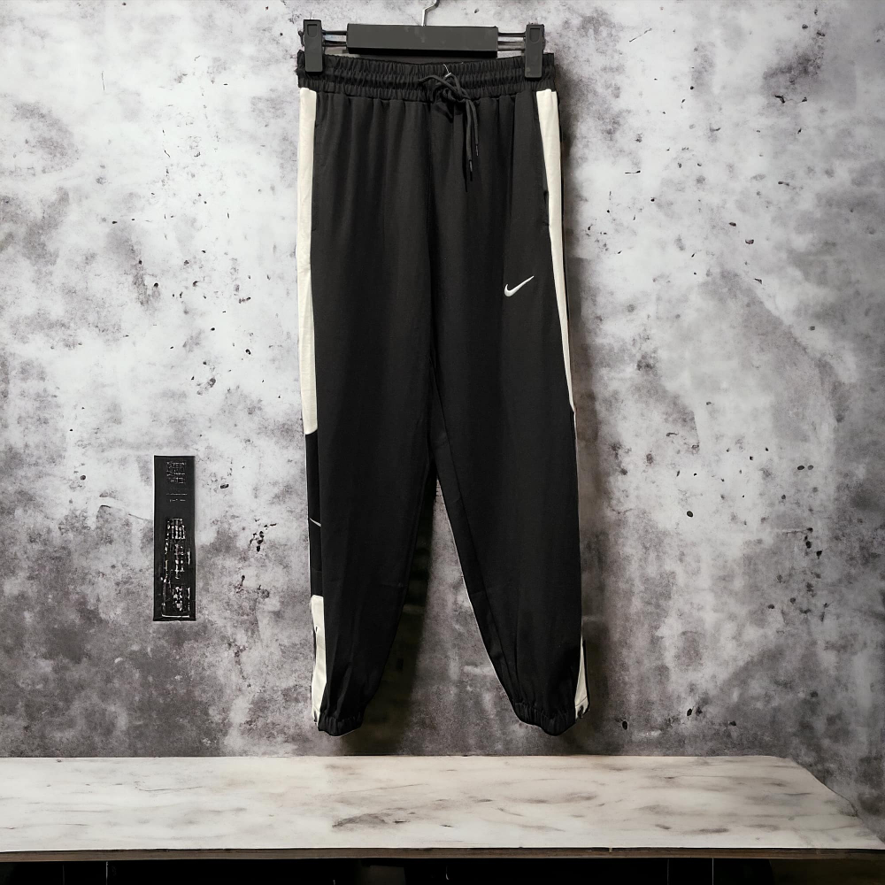 Штаны Nike #10 • Черный