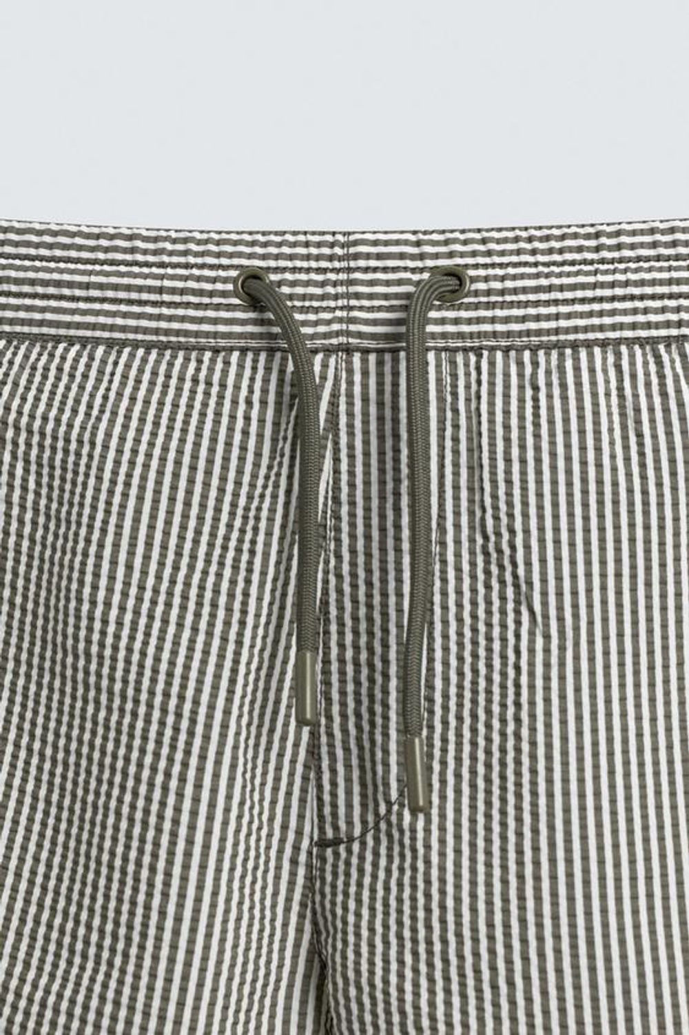 ZARA ПЛАВКИ ИЗ ЖАТОЙ ТКАНИ, ХАКИ