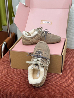 Кроссовки New Balance x Miu Miu