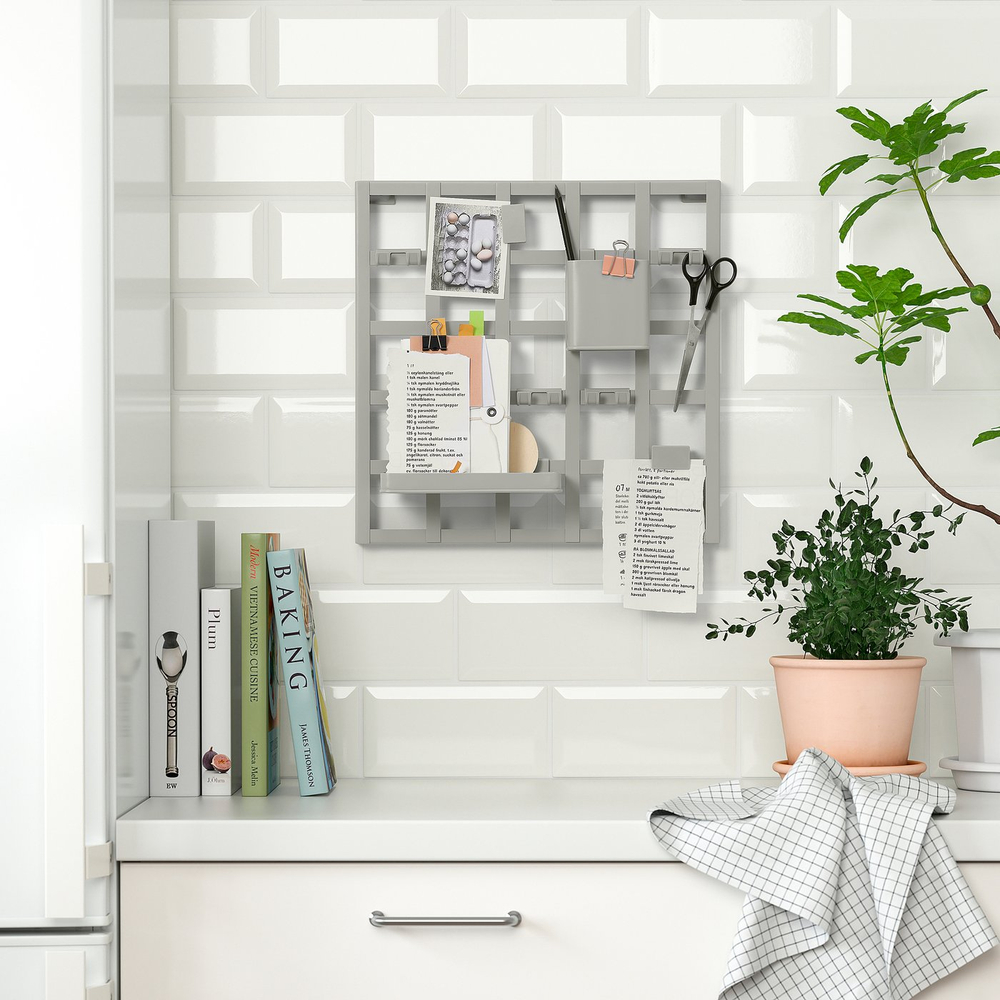 IKEA SNICKRA  (ИКЕА СНИКРА)  -  Панель для хранения из 8 предметов - серо-зелёная 38х38 см