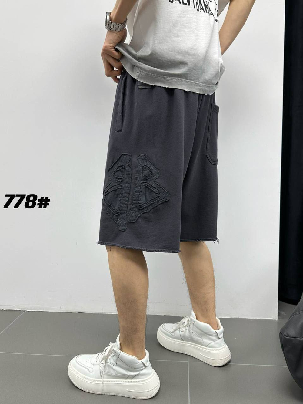 Шорты Balenciaga