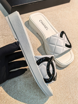 Шлепанцы Chanel