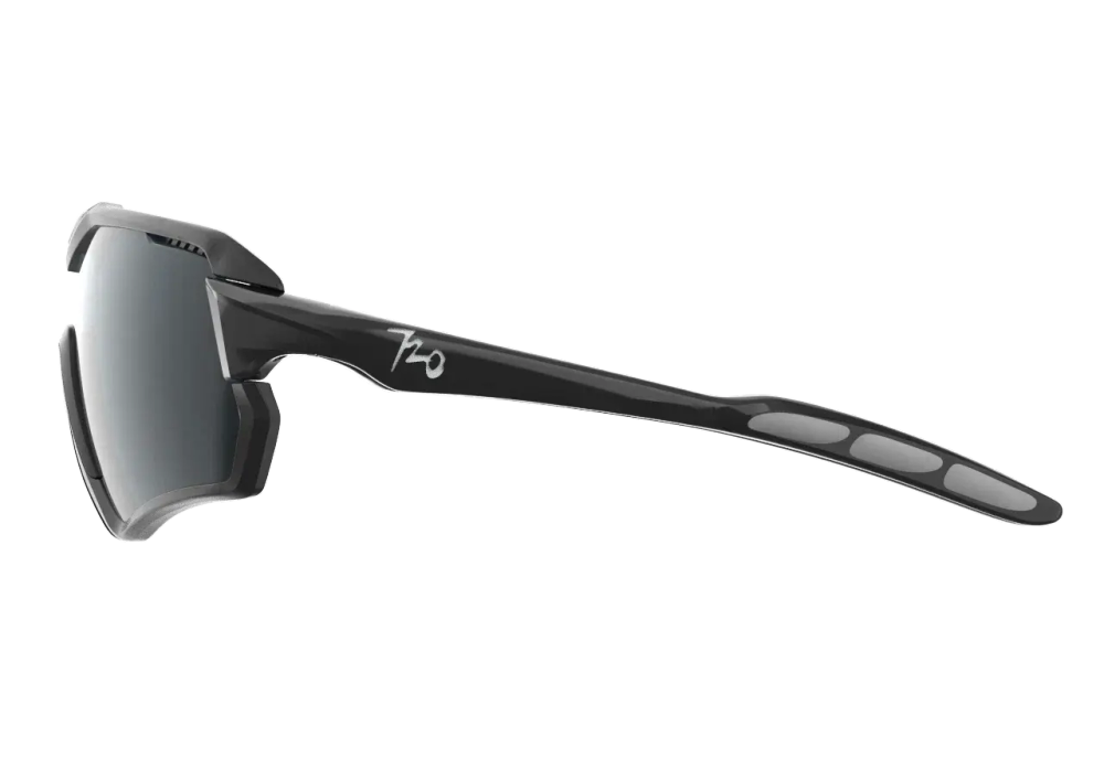 Спортивные очки 720armour V / Matte Black / Glossy Black Temple / Polarized Smoke Lens