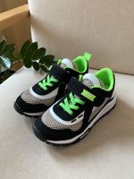 Новые кроссовки Primigi, 27