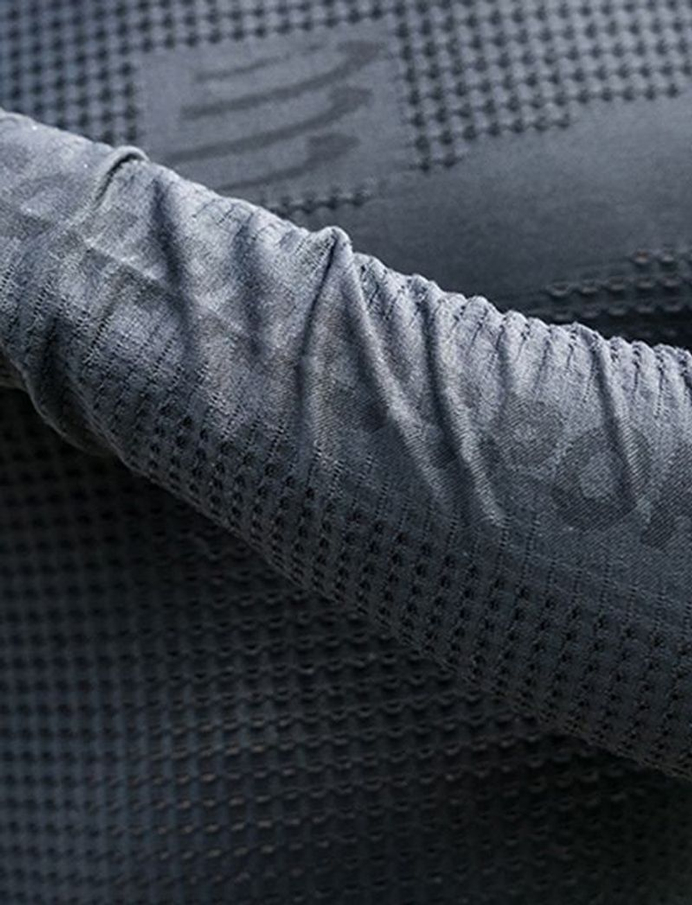 Термобелье Compressport On/Off Base Layer Long Sleeve Top - black