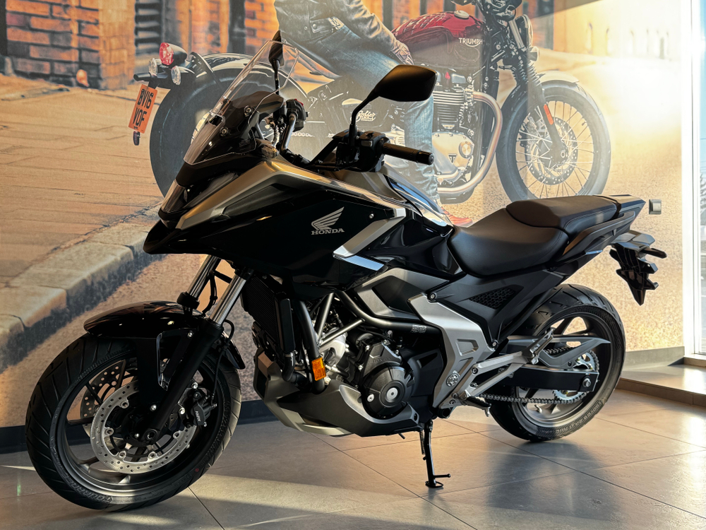 Honda NC 750X 2025
