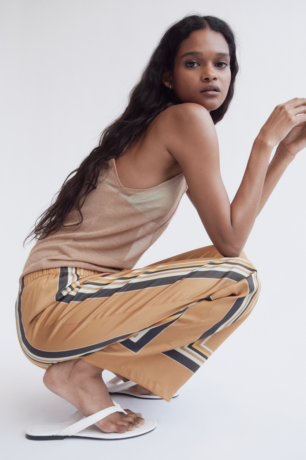 Широкие атласные брюки — прямой крой - H&M