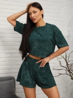 Костюм домашний с футболкой и шортами