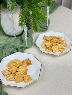 Печенье из печи крекер со вкусом грибы и сметана 180гр