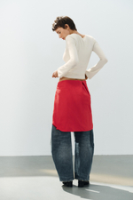 ФУТБОЛКА С ПУГОВИЦАМИ — ZARA