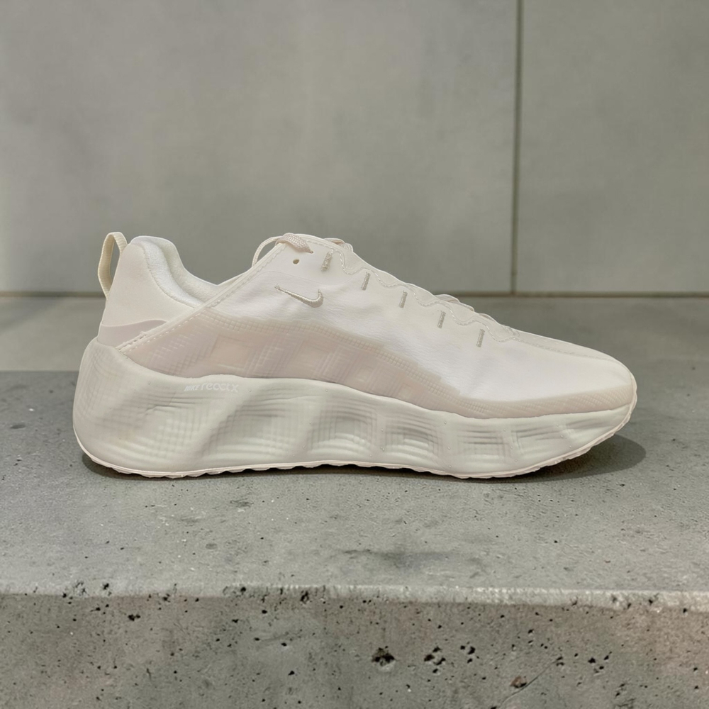 Nike Ava Rover Phantom • Light Bone