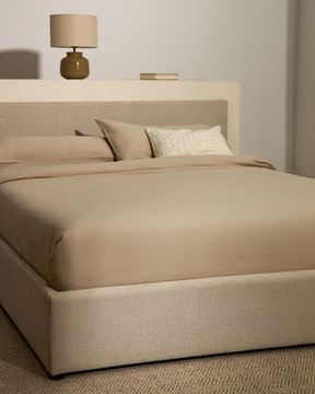 Кровать Nahiri La Forma бежевого цвета из шенилла с ящиком для хранения 150 x 200 см