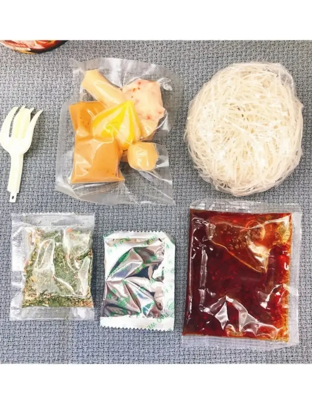 Лапша быстрого приготовления с морепродуктами, Цзиньмэй