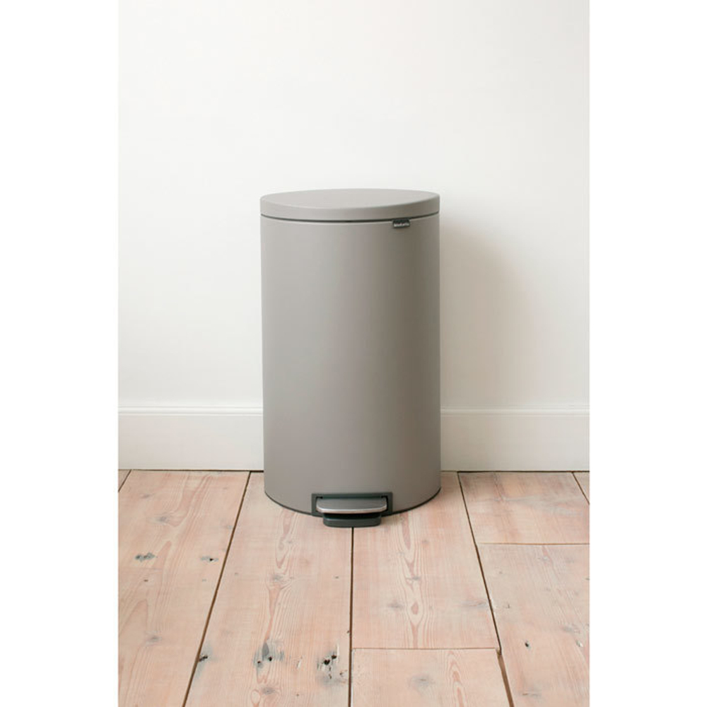 Мусорный бак с педалью 30л FB Brabantia Минерально-серый
