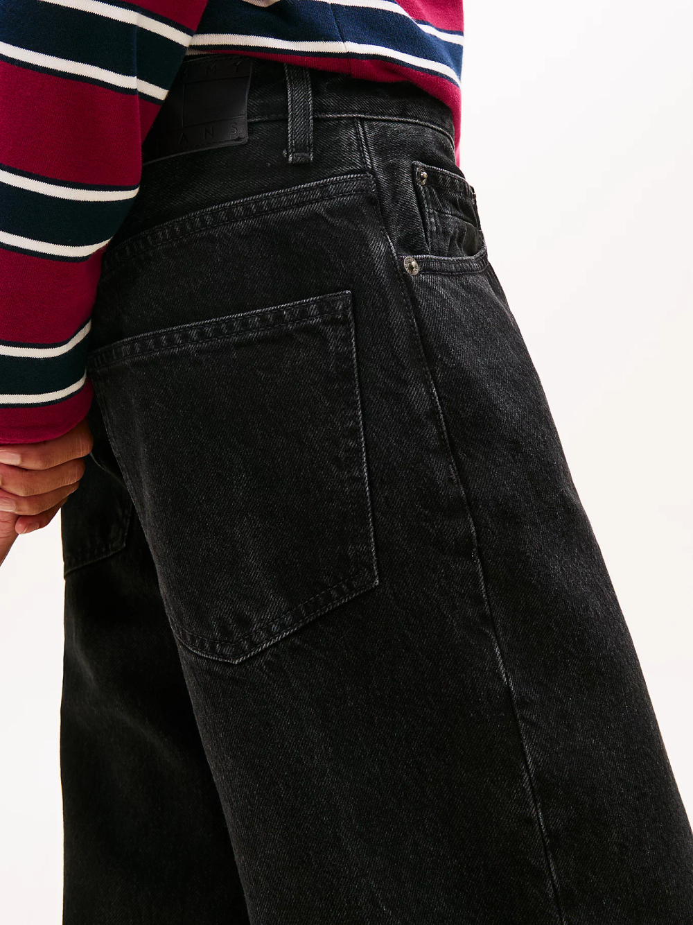 Джинсы женские TOMMY JEANS MIA MR RLXD STR FLG