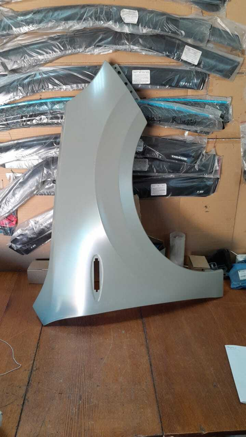 КРЫЛО ПЕРЕДНЕЕ ПРАВОЕ 8403200U8010 ЦС