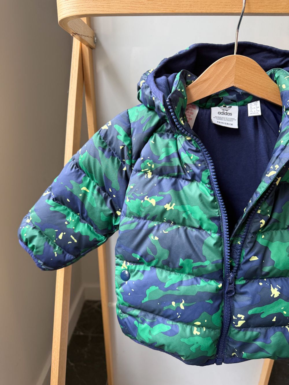 Новая утеплённая куртка Adidas, 74