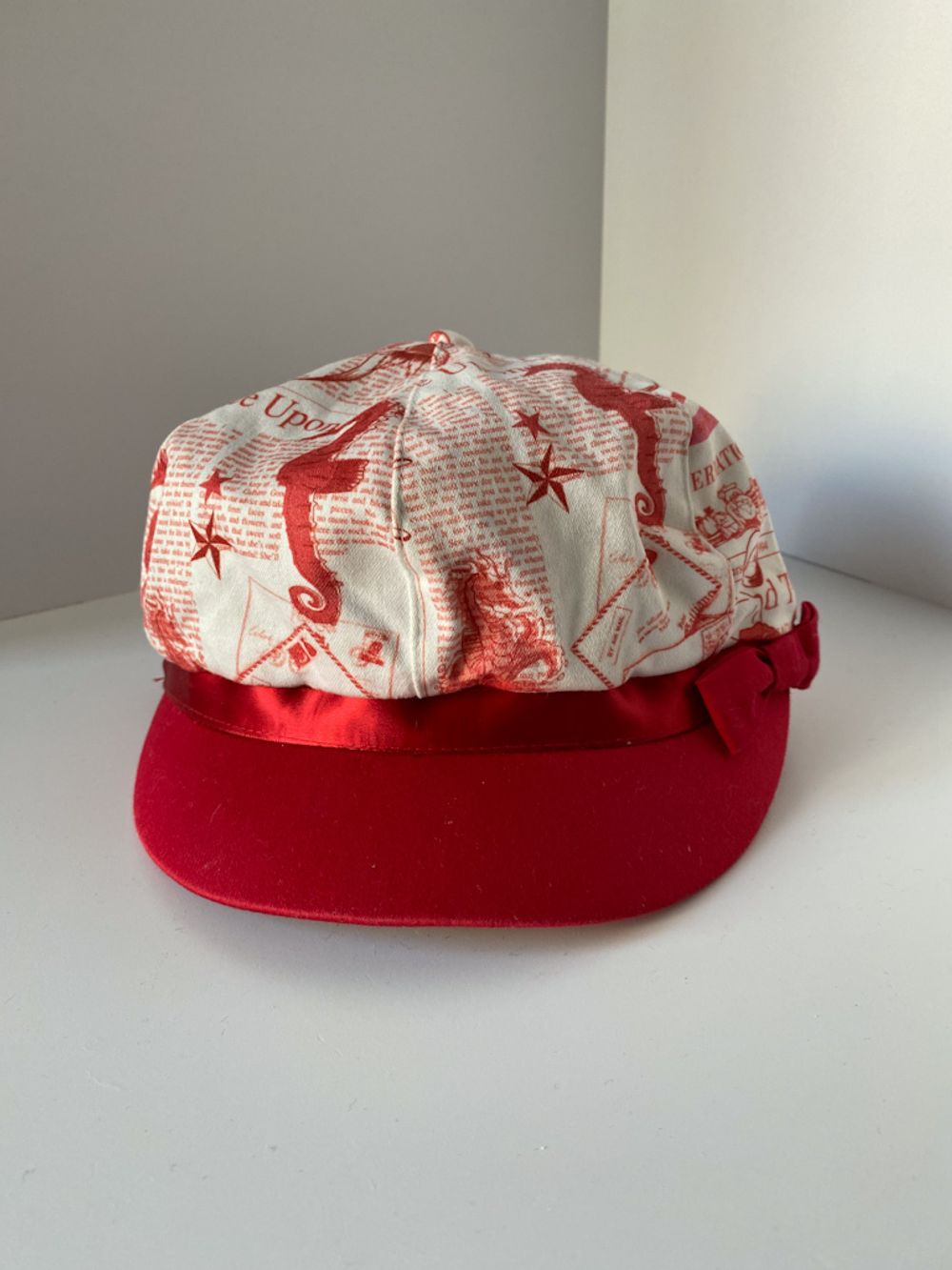 Новая хлопковая кепка John Galliano, 104