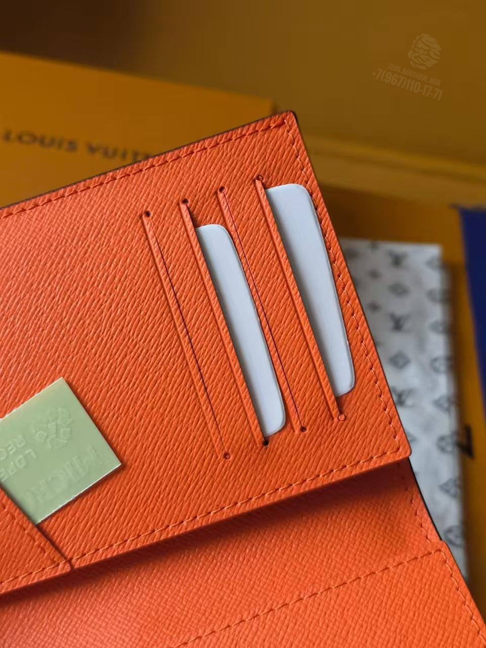 Обложка для паспорта Louis Vuitton