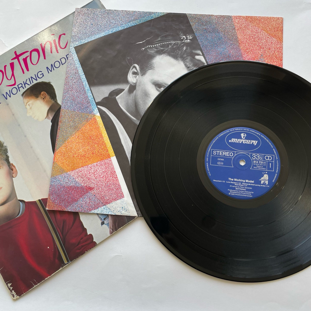 Винтажная виниловая пластинка LP Boytronic The Working Model (Германия 1983)